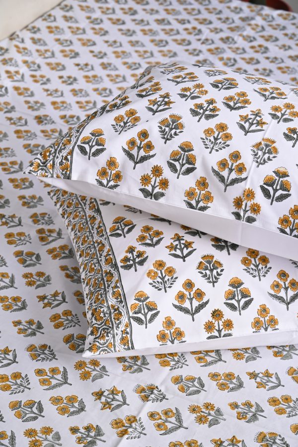 SUPER KING Butternut Block Printed Bedsheets - Image 2