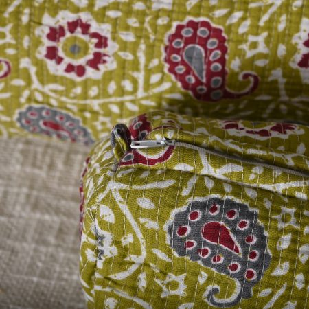 Green Tuft 3 Pcs Travel Pouches - Image 2